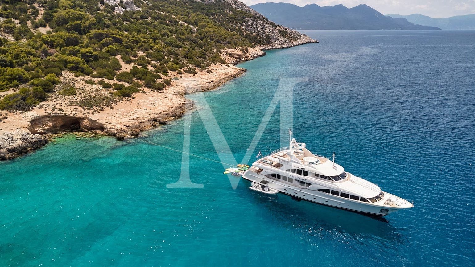 Riva_ I_charter_greece_benetti_toys2